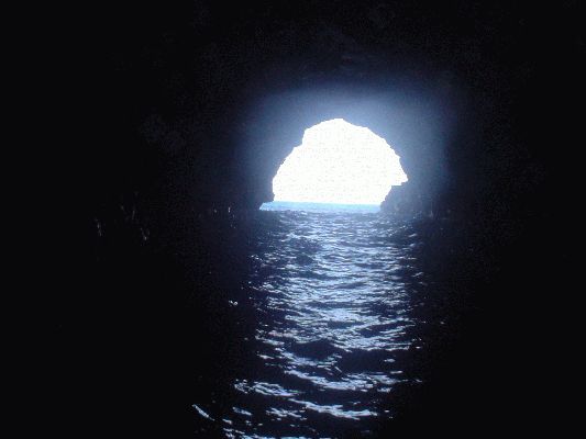Na Pali Explorer boat tour
KAWAII - August 19- September 3
